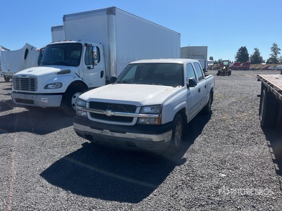 2005 Chevrolet Silverado 1500 LS 4x2 Crew Cab Pickup (Inoperable)