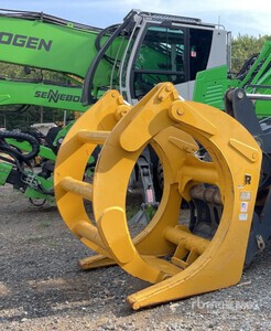 64 in Q/C Grapple ملقط  جرافة - Fits Deere 624k