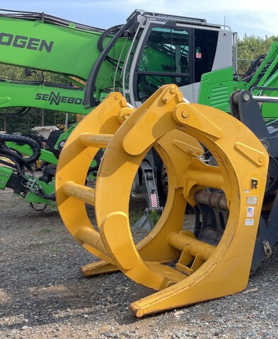 64 in Q/C Grapple Wheel Loader Grapple - Fits Deere 624k