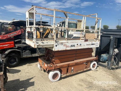 2000 Snorkel SL-25 Electric Scissor Lift (Inoperable)