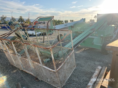 1999 JLG 40H 2WD Dual Fuel Telescopic Boom Lift (Inoperable)