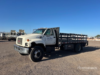 2002 GMC C7500 4x2 Flatbed Truck