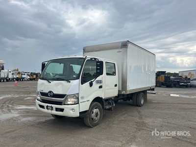 2016 Hino 195 4x2 Van Truck