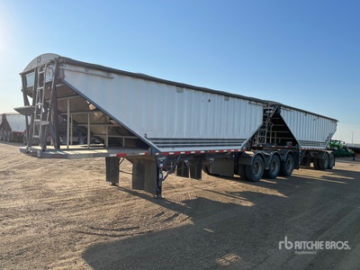 2019 Lode King 28 ft Tri/A Super B-Train Lead Belly Dump Grain Trailer