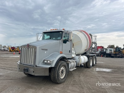2015 Kenworth T800 6x4 Mixer Truck