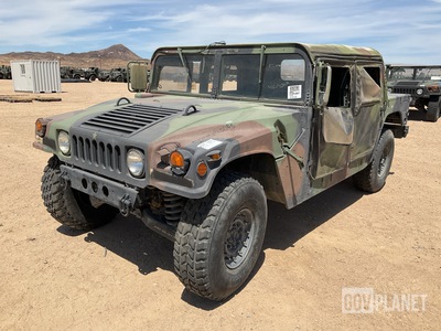 2007 AM General M1097R1 HMMWV 4 Door Soft Top w/Truck Body
