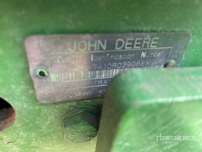 2000 John Deere 7410 4WD Tractor