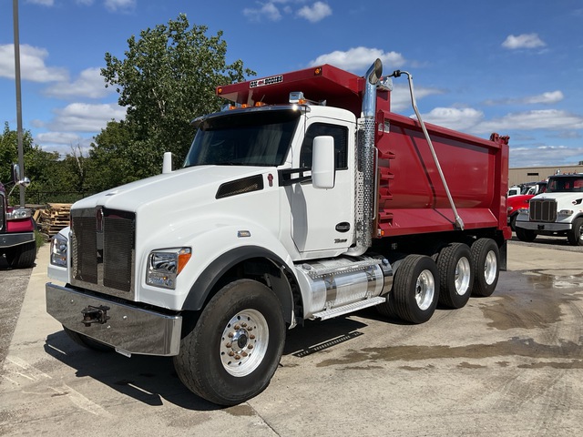 2023 Kenworth T880 8x4 Tri/A Dump Truck