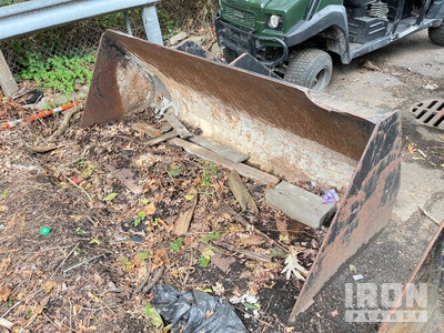 96 in Telehandler Bucket - Fits Lull 1044C54