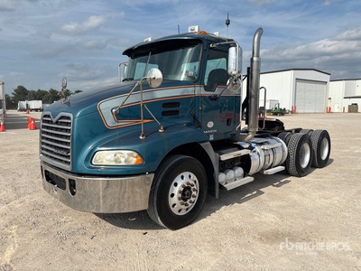 2013 Mack CXU613 6x4 3-Achs Sattelzugmaschine