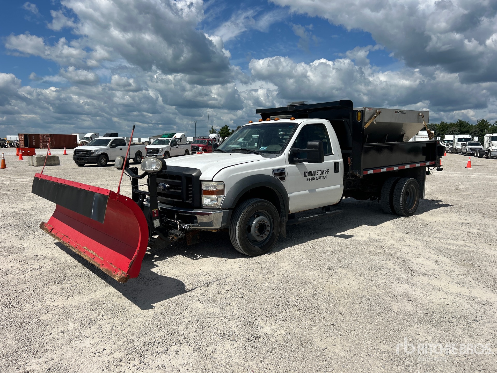 2010 Ford F-550 XL 4x2 Snow Plow Truck