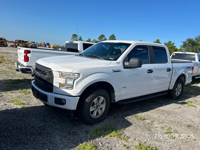 2017 Ford F-150 XLT 4x4 Crew Cab Pick-up (Inoperable)