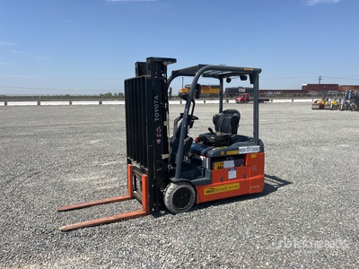 2022 Toyota 8FBE20U 3450 lb Chariot Élévateur Électrique