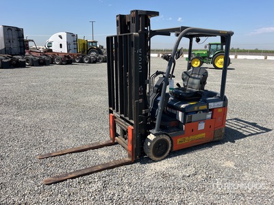 2022 Toyota 8FBE20U 3250 lb Chariot Élévateur Électrique