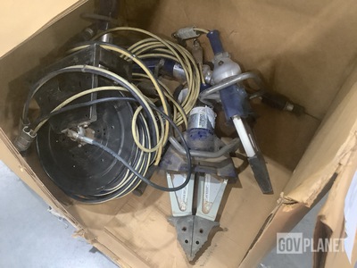 Lot of Assorted Hydraulic Spreaders