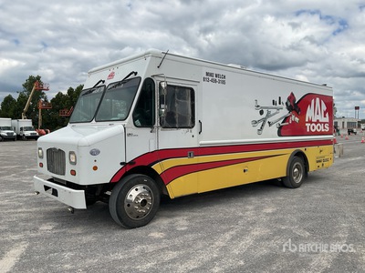 2018 Freightliner MT55 4x2 Furgón de Reparto