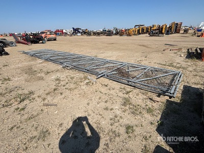 Quantity of (2) 25 ft Cantilever Chain Link Gate ادوات صناعية متنوعة
