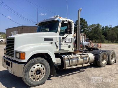 2013 Mack CHU613 6x4 T/A Day Cab Truck Tractor