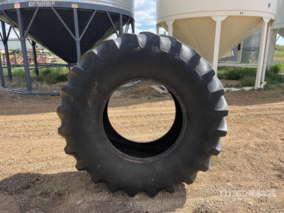 Firestone 24.9-32 إطارات المعدات