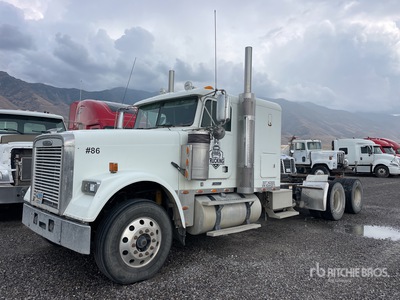 2009 Freightliner Classic 120 6x4 T/A Sleeper Truck Tractor (Inoperable)