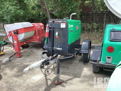 2018 Lincoln Vantage 322 Mobile Multi-Process Engine Driven Welder (Inoperable)