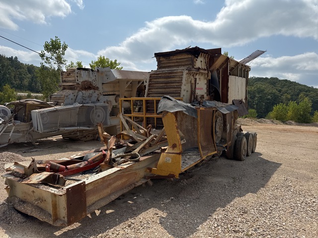 Cedarapids 4338 Impact Crusher (Inoperable)