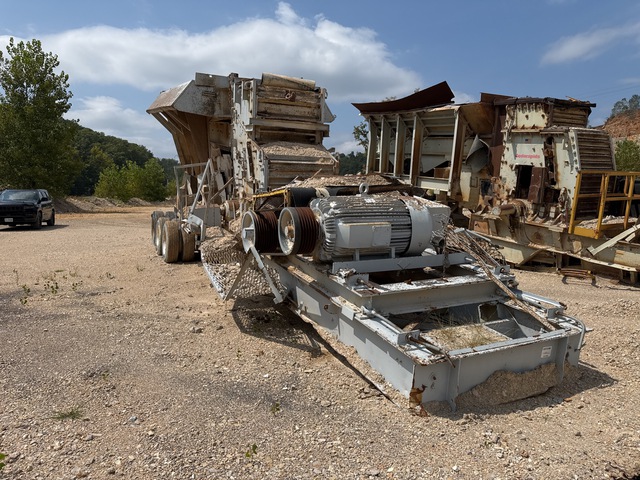 Cedarapids 4338 Closed Circuit Impact Crusher (Inoperable)