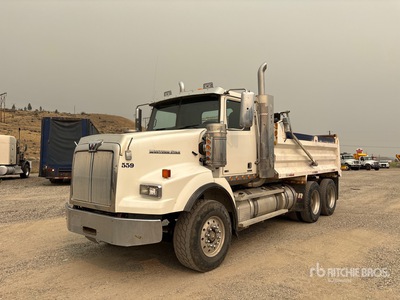2014 Western Star 4900SA 6x4 T/A Dump Truck