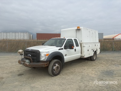 2011 Ford F-450 4x4 Extended Cab Service Truck