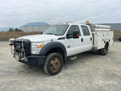 2015 Ford F-450 XL 4x4 Crew Cab ユーティリティトラック