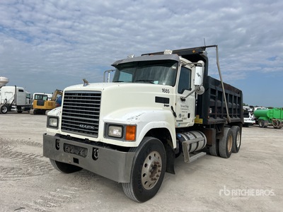 2016 Mack CHU613 6x4 T/A Dump Truck