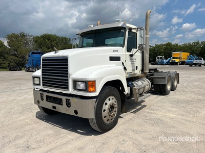 2016 Mack CHU613 6x4 Day Cab Truck Tractor