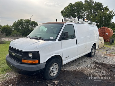 2006 Chevrolet Express 2500 Cargo Van