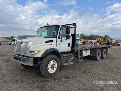 2004 International 7400 6x4 Autocarro cassone fisso