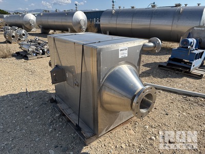 2008 Berlie - Falco 113 gal Stainless Steel Réservoir d'eau