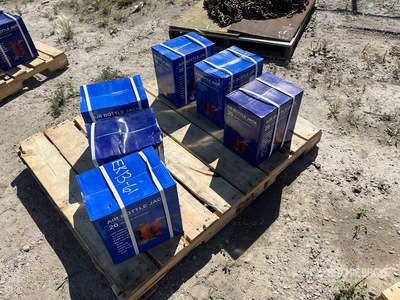 Quantity of (6) 20 T Air Bottle Wagenheber
