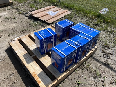 Quantity of (6) 20 T Air Bottle Wagenheber
