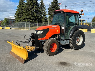 2014 Kubota M8540 4WD tractor utilitario