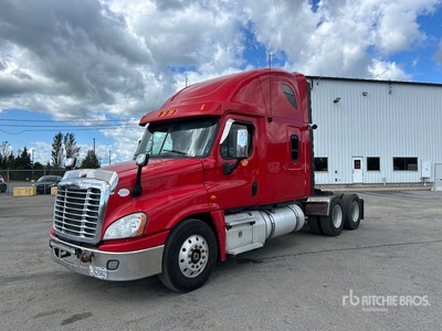 2014 Freightliner Cascadia 125 6x4 T/A Sleeper Truck Tractor