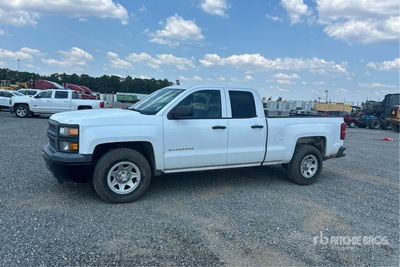 2014 Chevrolet Silverado 1500 4x2 Extended Cab بيك اب