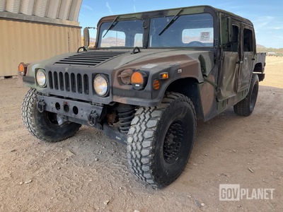 2007 AM General M1097R1 HMMWV 4 Door Soft Top w/Truck Body