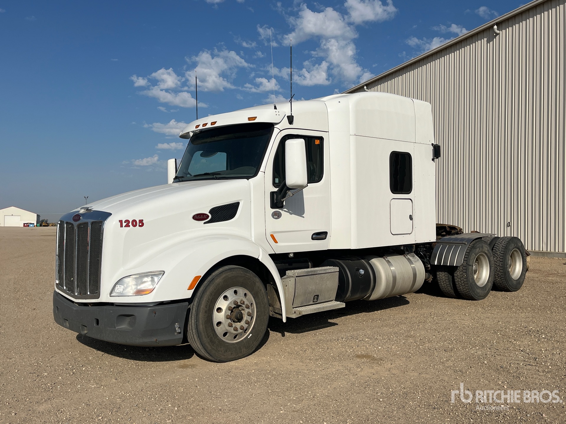 2019 Peterbilt 579 6x4 3- Achs Sattelzugmaschine mit Schlafkabine