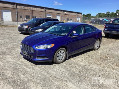 2014 Ford Fusion S Sedan