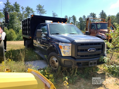 2015 Ford F-350 Super Duty XL Dump Truck