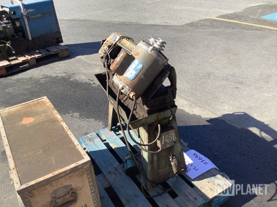Dayton 3Z990 Band Saw