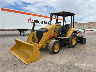 2018 Cat 415F2IL 4x4 Cargadora para trabajos de jardinería