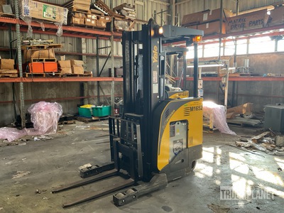 2019 Yale NR035 3500 lb Electric Forklift