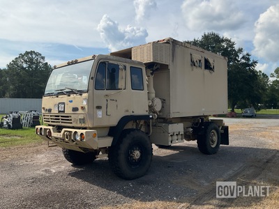 2000 Stewart & Stevenson M1079A1 LMTV 4x4 Van Truck