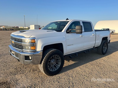 2017 Chevrolet Silverado 2500HD LT 4x4 Crew Cab Pickup