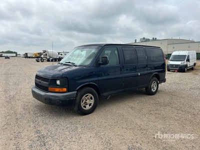 2005 Chevrolet Express Passenger Van (Inoperable)